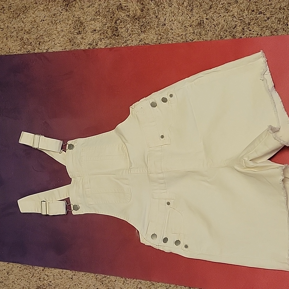 Universal Thread Cream Overalls - Picture 4 of 4